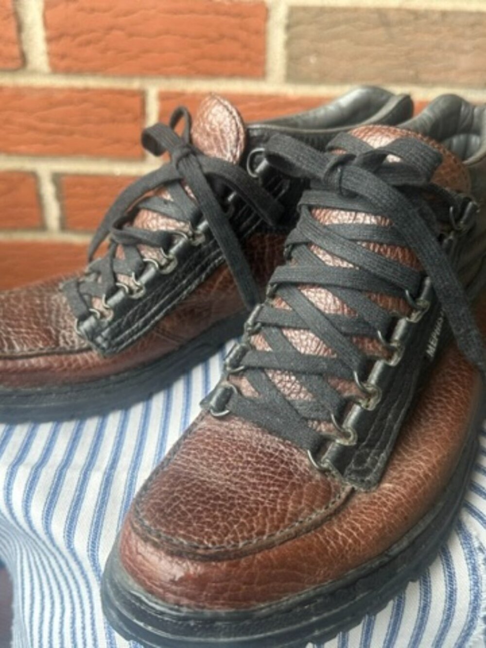 Brown Textured Pebble Grain Leather Finish Mephisto Trampoline Gore Tex Lace Up